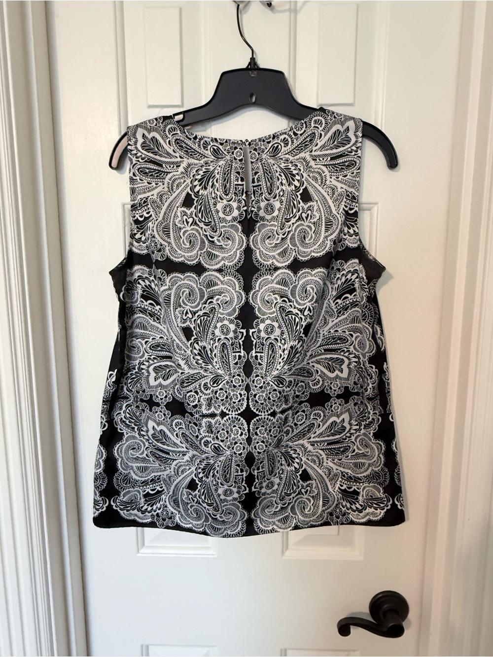 The Limited Black and White Paisley Keyhole Blouse - Picture 3 of 3